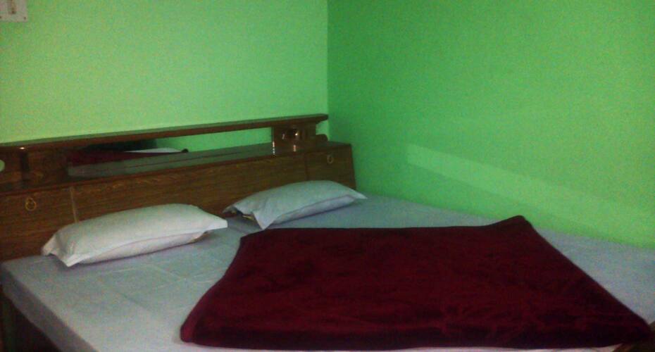 Hotel G K Plaza, Lansdowne 3